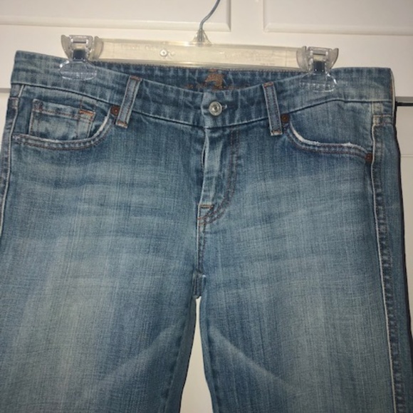 7 For all Mankind Capri light denim Stretch Jeans size 30 w/22" inseam - Picture 4 of 9